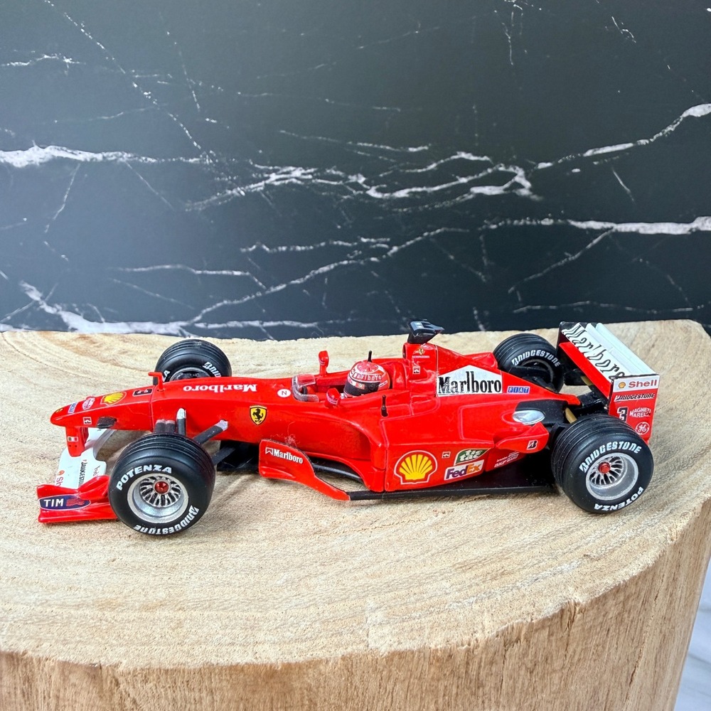 Hot Wheels 1:43 Ferrari F1-2000 Michael Schumacher Marlboro Diecast Car Red 2000